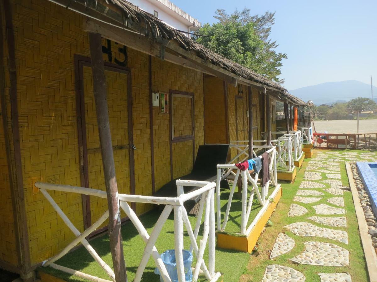 Pan'S Place Vang Vieng Extérieur photo